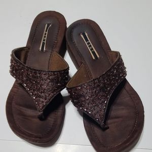 Vintage ESNY Brown Women's or Girls Flip Flops with Bead Work Size 6